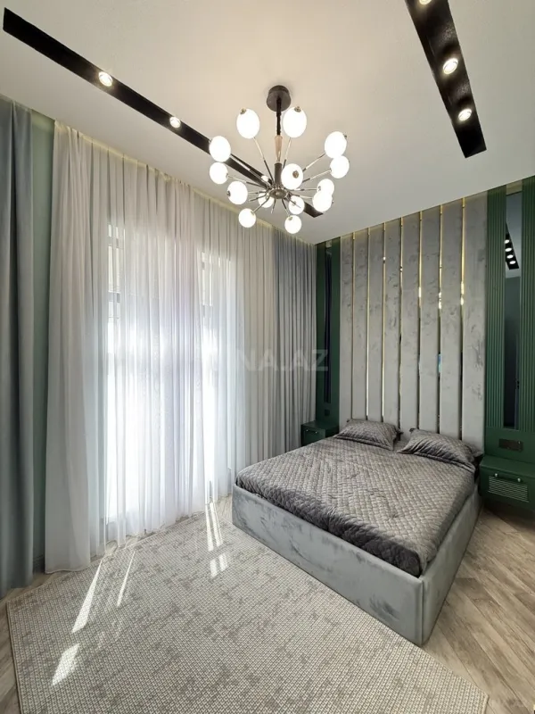 Satılır 4 otaqlı həyət evi 140 m²