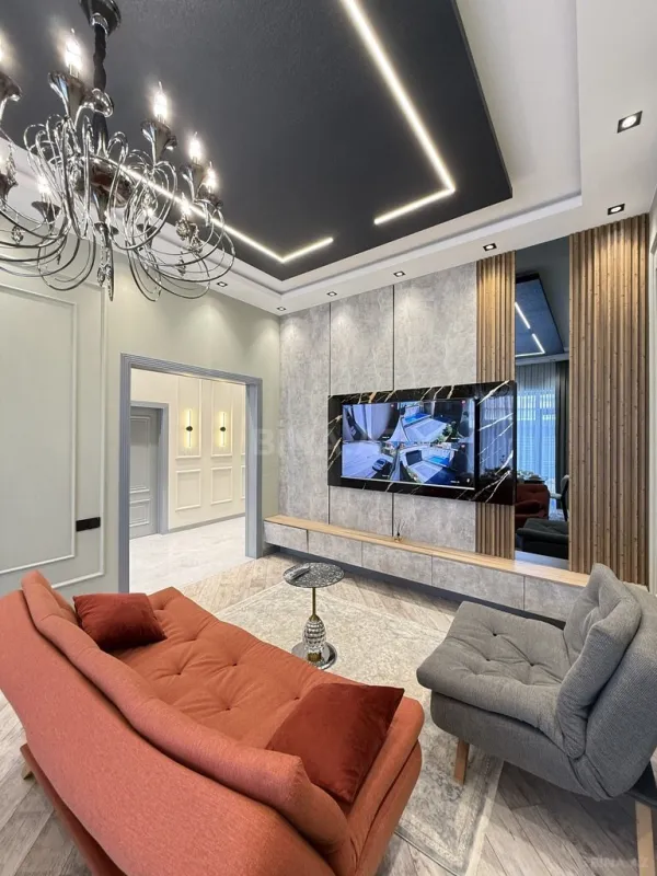 Satılır 4 otaqlı həyət evi 140 m²