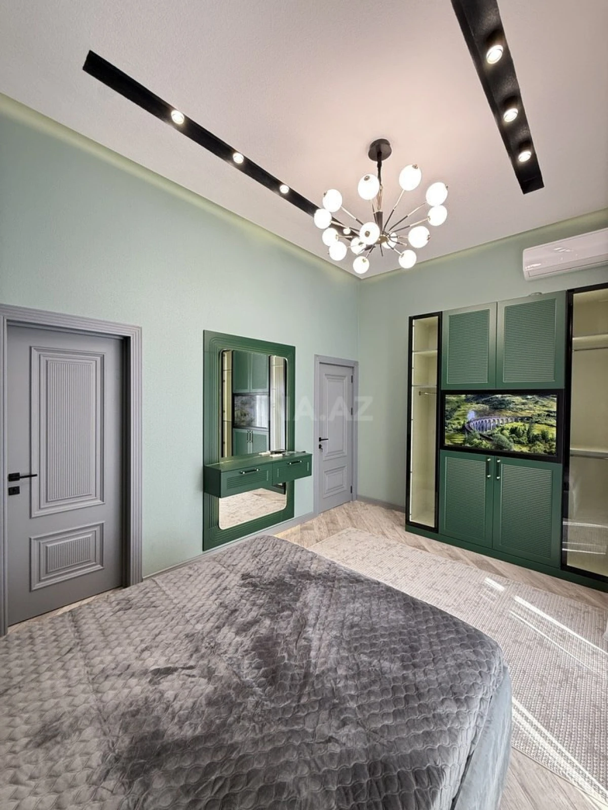 Satılır 4 otaqlı həyət evi 140 m²