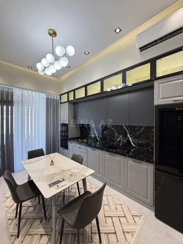 Satılır 4 otaqlı həyət evi 140 m²