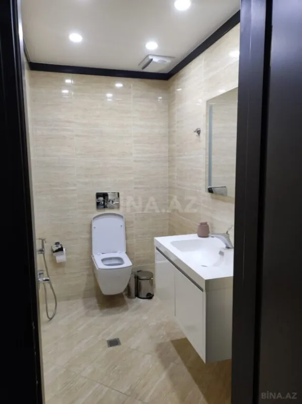 Kirayə verilir 3 otaqlı mənzil 124 m²