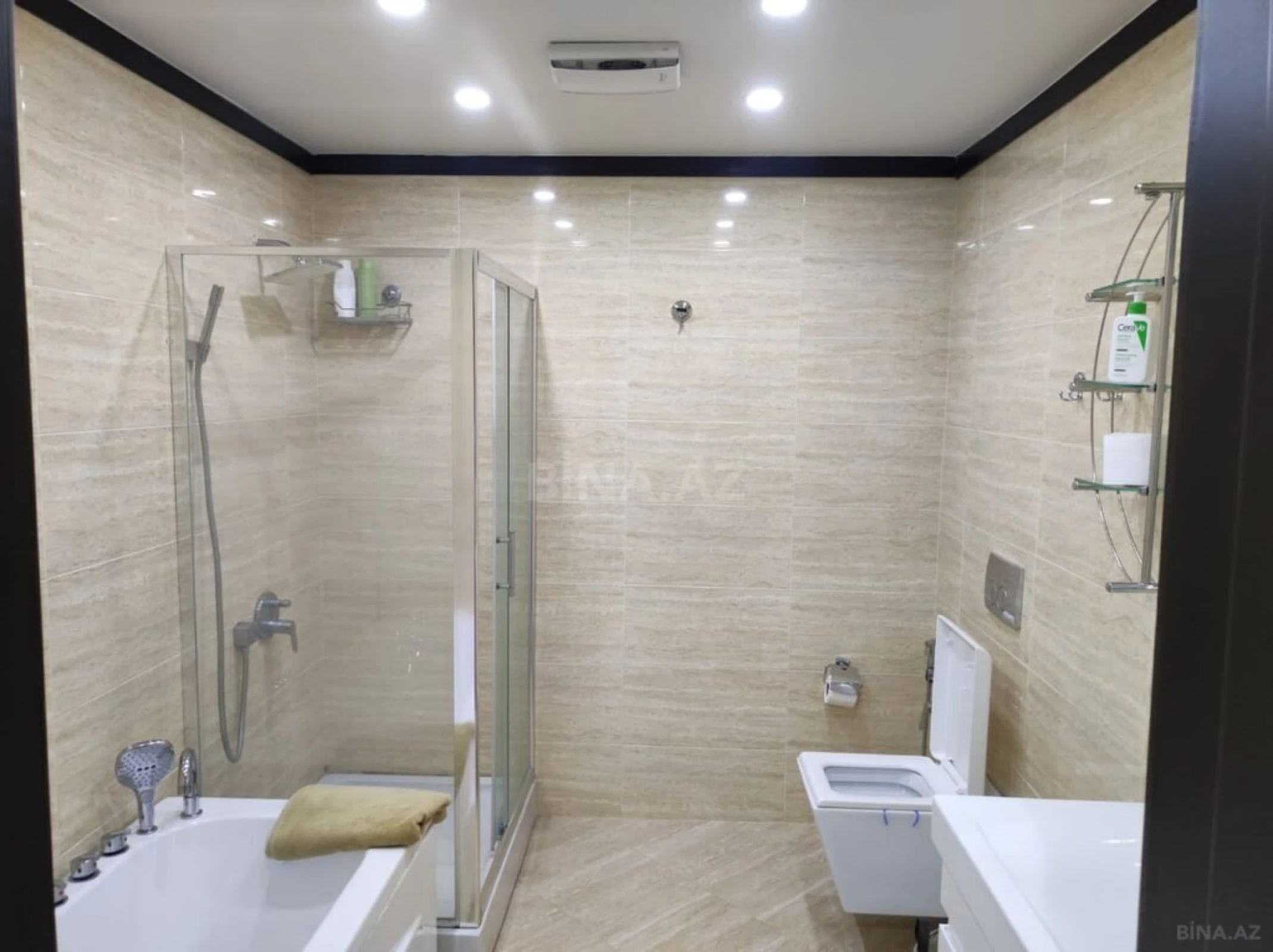 Kirayə verilir 3 otaqlı mənzil 124 m²