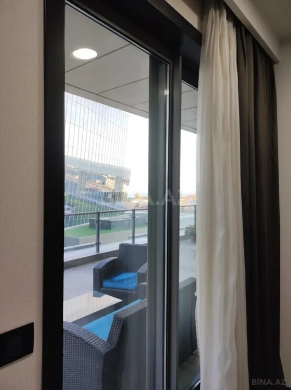 Kirayə verilir 3 otaqlı mənzil 124 m²