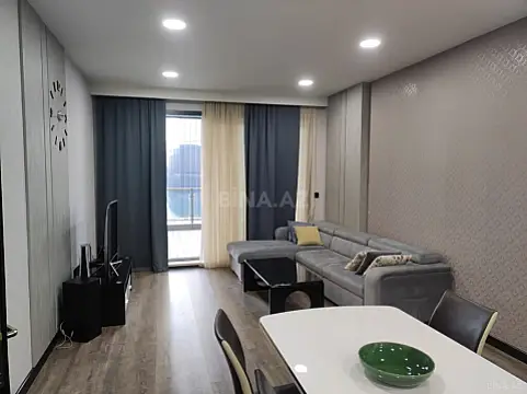 Kirayə verilir 3 otaqlı mənzil 124 m²
