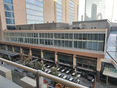 Kirayə verilir 3 otaqlı mənzil 124 m²