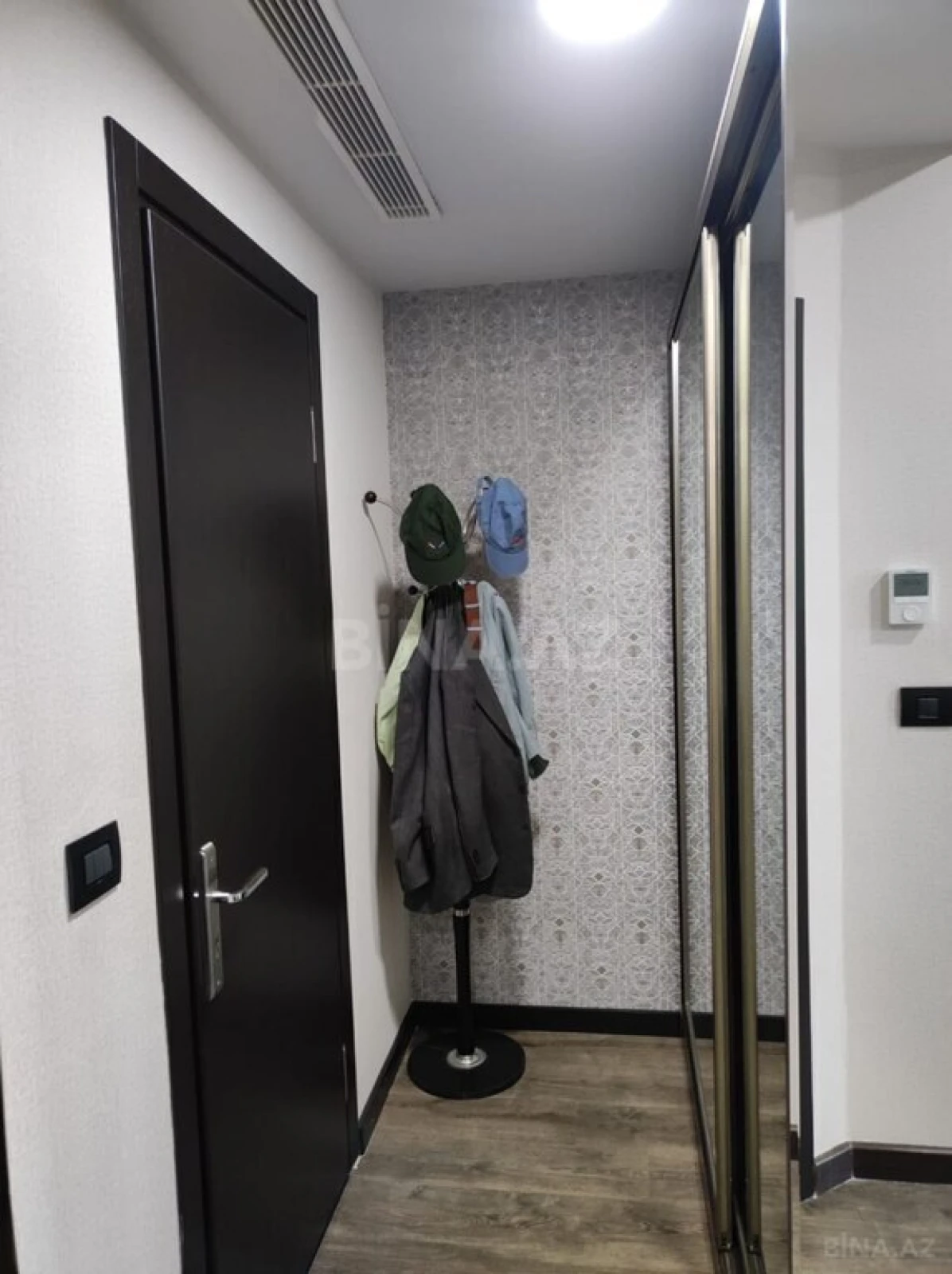 Kirayə verilir 3 otaqlı mənzil 124 m²