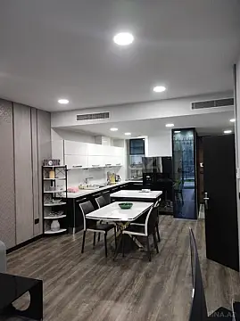 Kirayə verilir 3 otaqlı mənzil 124 m²