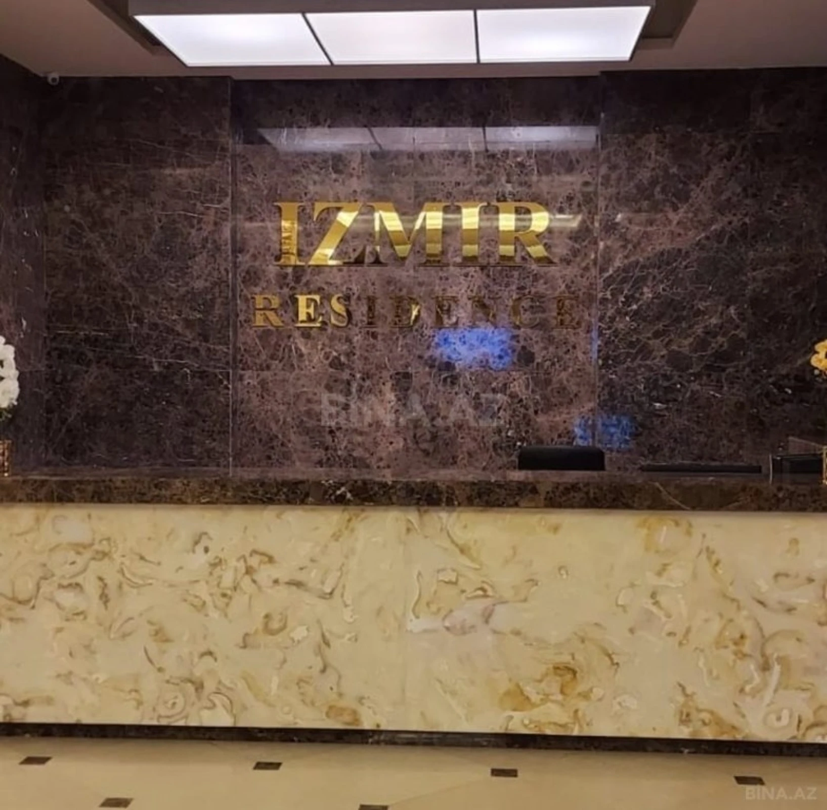 Satılır 4 otaqlı mənzil 164 m²