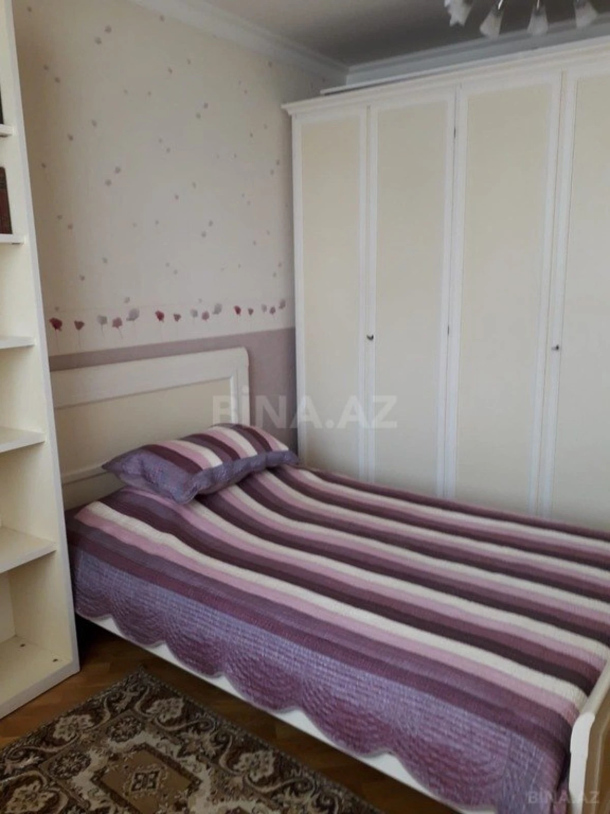 Kirayə verilir 4 otaqlı mənzil 100 m²