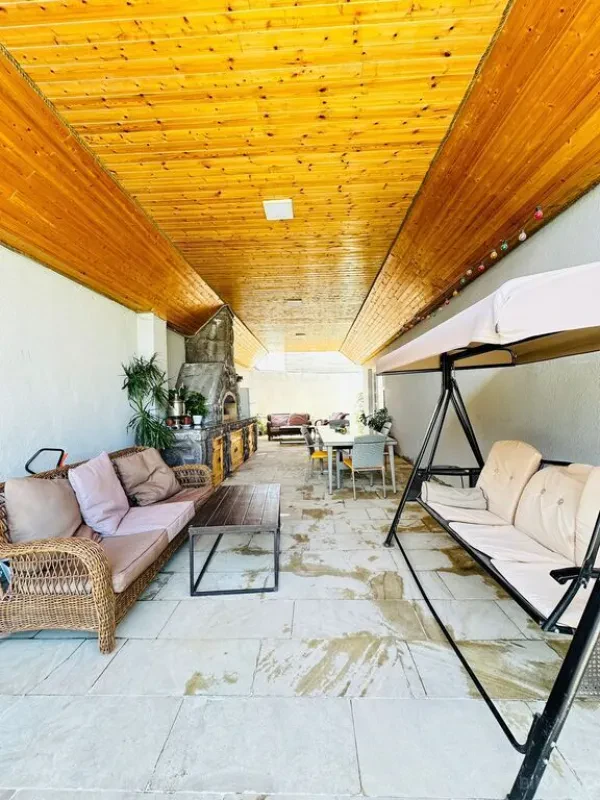 Kirayə verilir 4 otaqlı həyət evi 210 m²