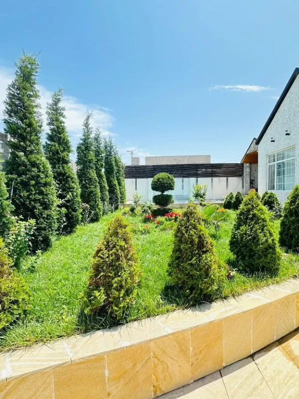 Kirayə verilir 4 otaqlı həyət evi 210 m²
