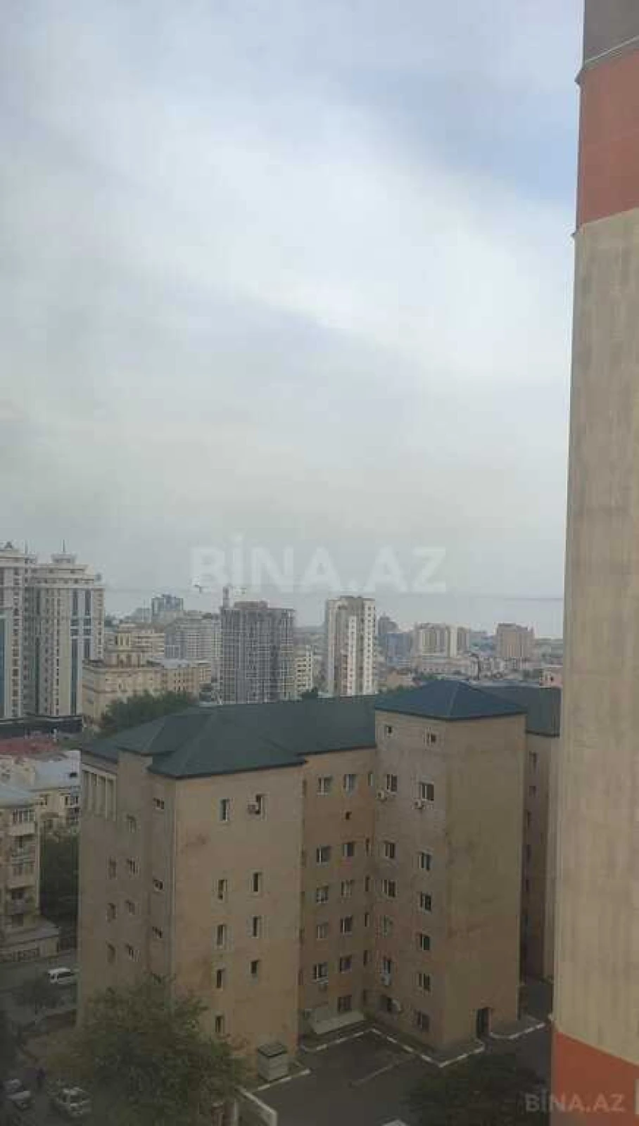 Satılır 3 otaqlı mənzil 90 m²