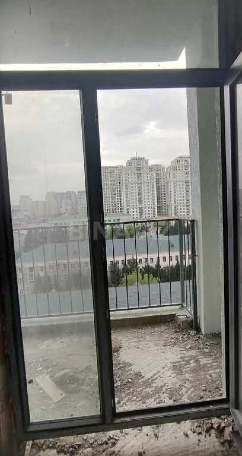 Satılır 3 otaqlı mənzil 90 m²