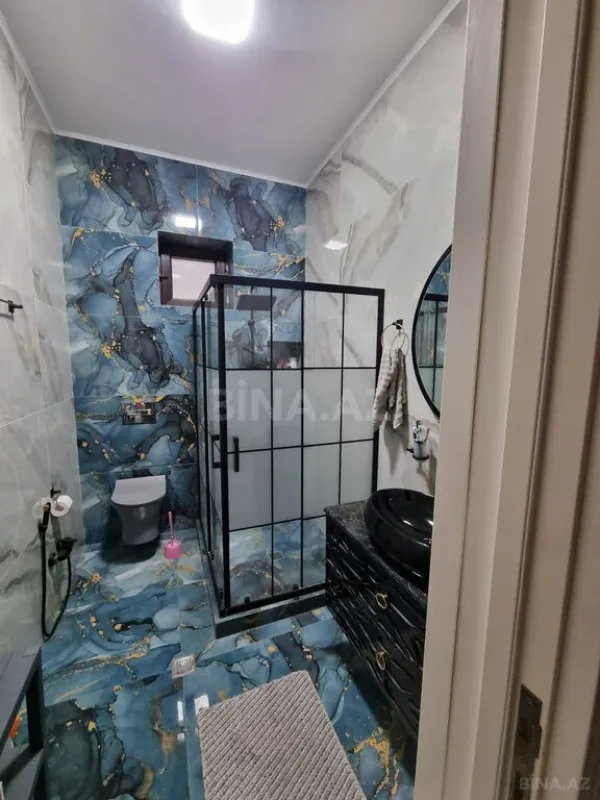 Satılır 5 otaqlı həyət evi 230 m²