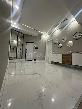 Satılır 3 otaqlı mənzil 130 m²
