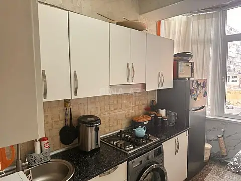 Satılır 2 otaqlı mənzil 56 m²