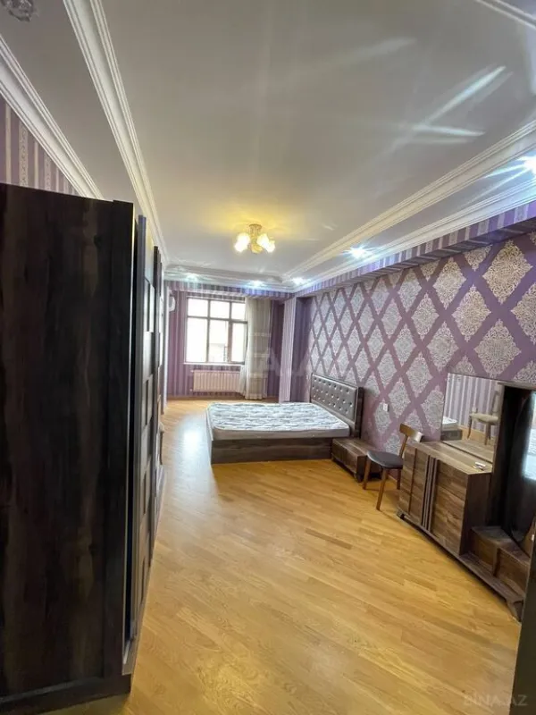 Kirayə verilir 2 otaqlı mənzil 100 m²