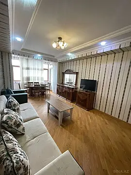 Kirayə verilir 2 otaqlı mənzil 100 m²
