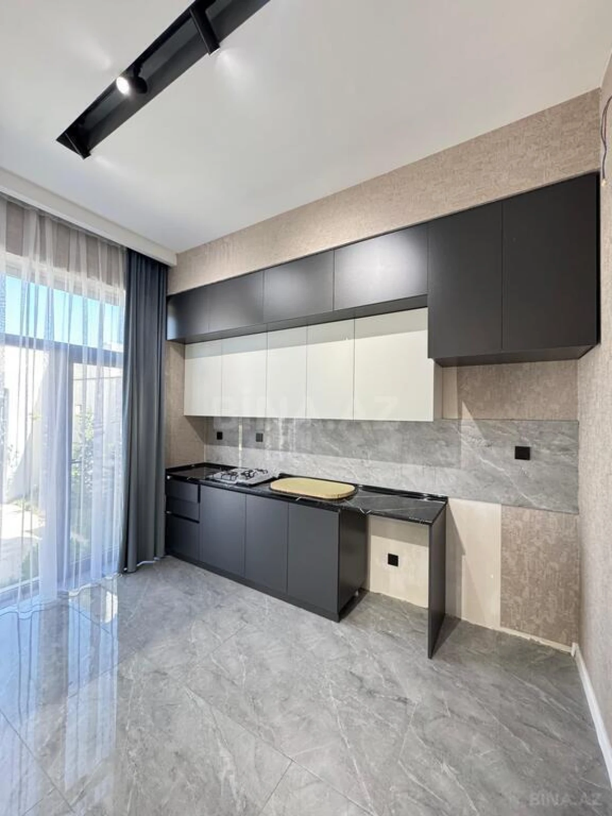 Satılır 4 otaqlı həyət evi 130 m²