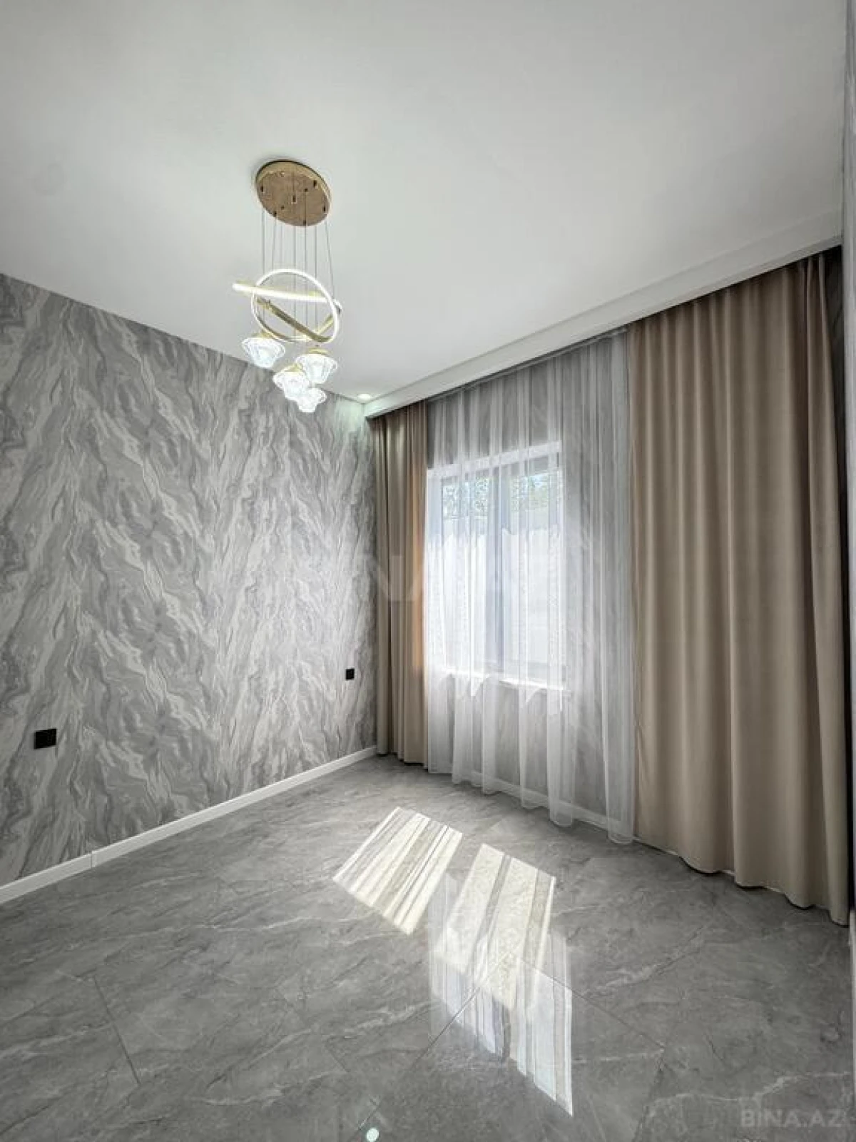 Satılır 4 otaqlı həyət evi 130 m²