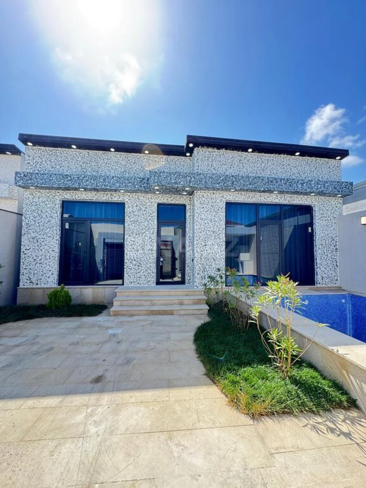 Satılır 4 otaqlı həyət evi 130 m²