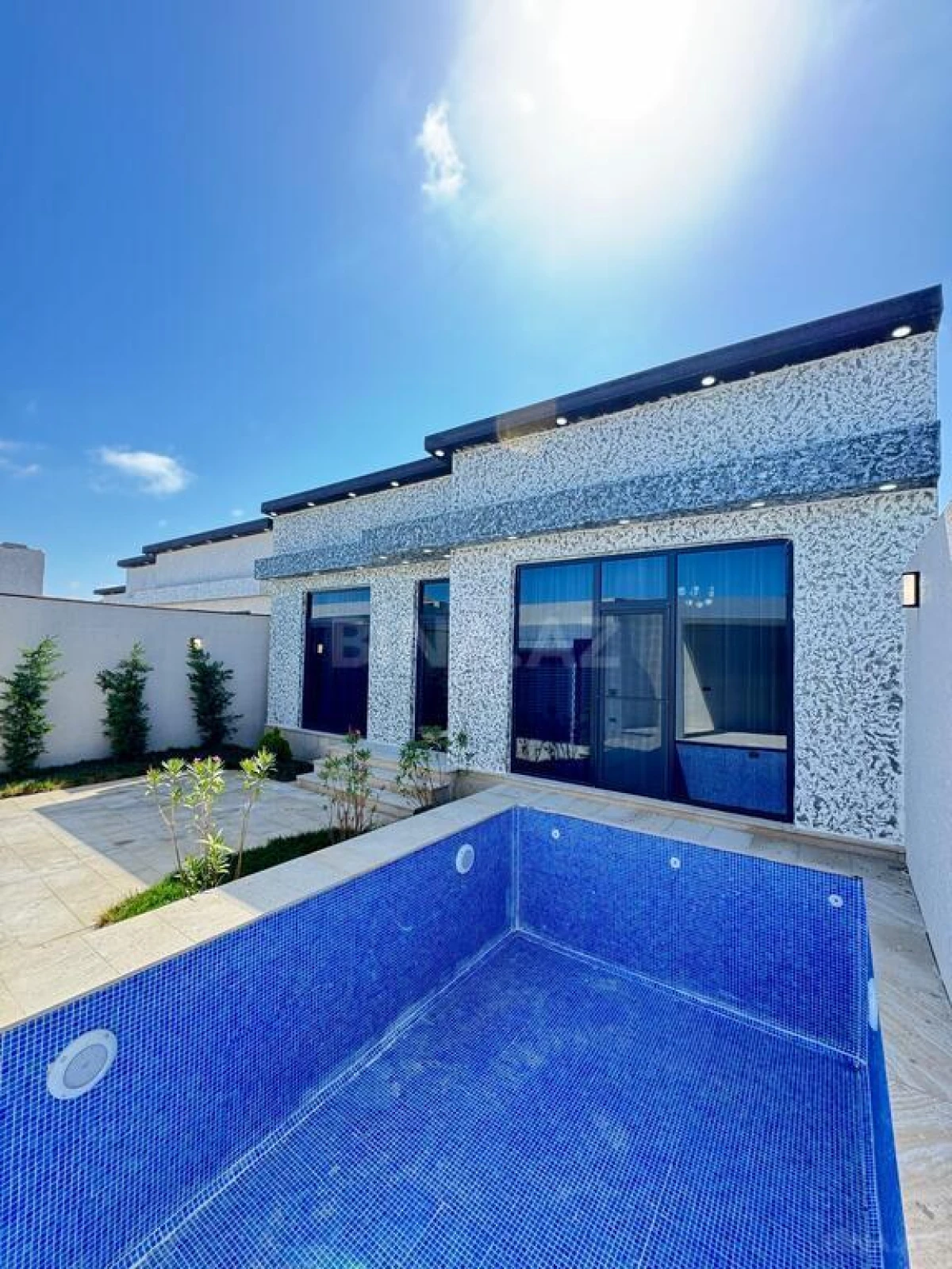 Satılır 4 otaqlı həyət evi 130 m²