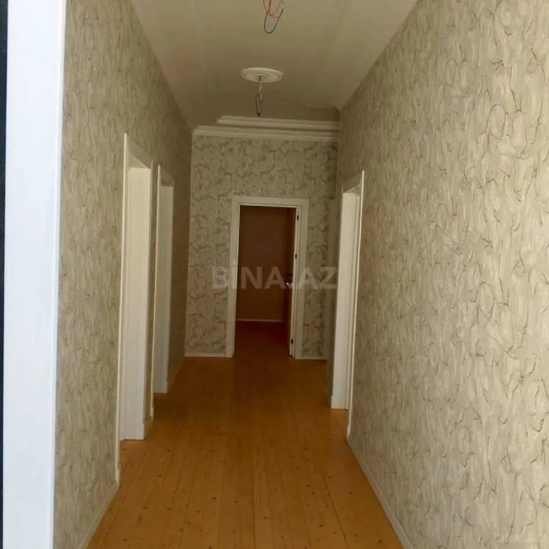 Satılır 4 otaqlı həyət evi 130 m²