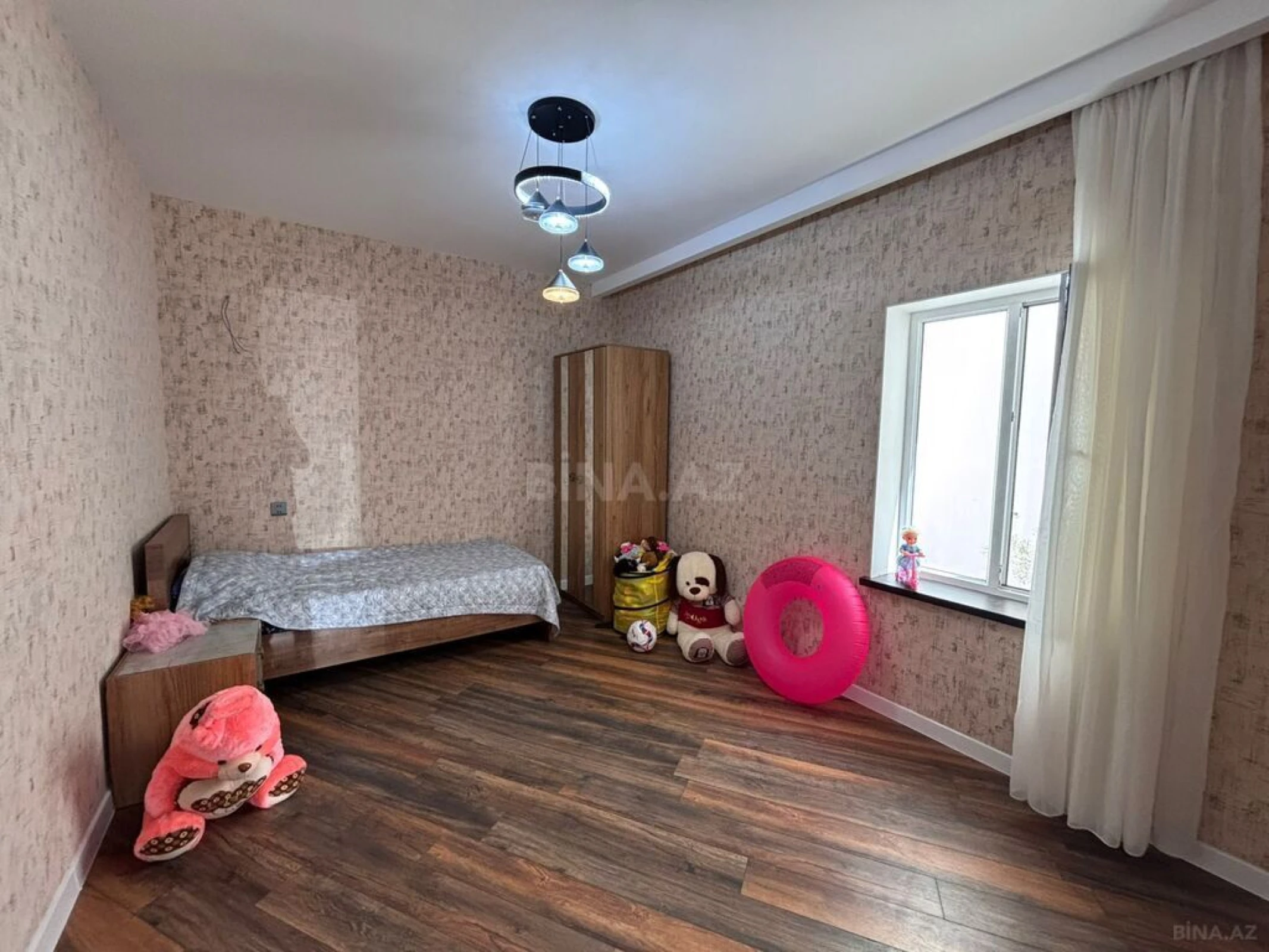 Satılır 4 otaqlı həyət evi 100 m²