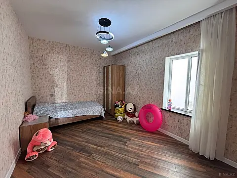 Satılır 4 otaqlı həyət evi 100 m²