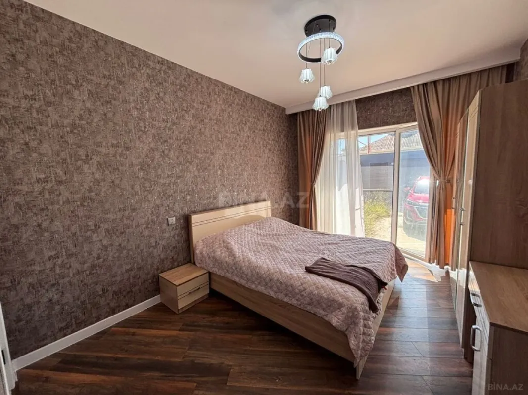 Satılır 4 otaqlı həyət evi 100 m²