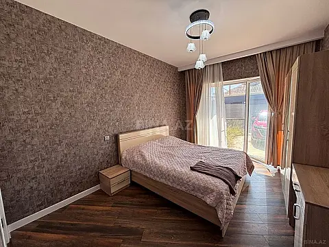 Satılır 4 otaqlı həyət evi 100 m²