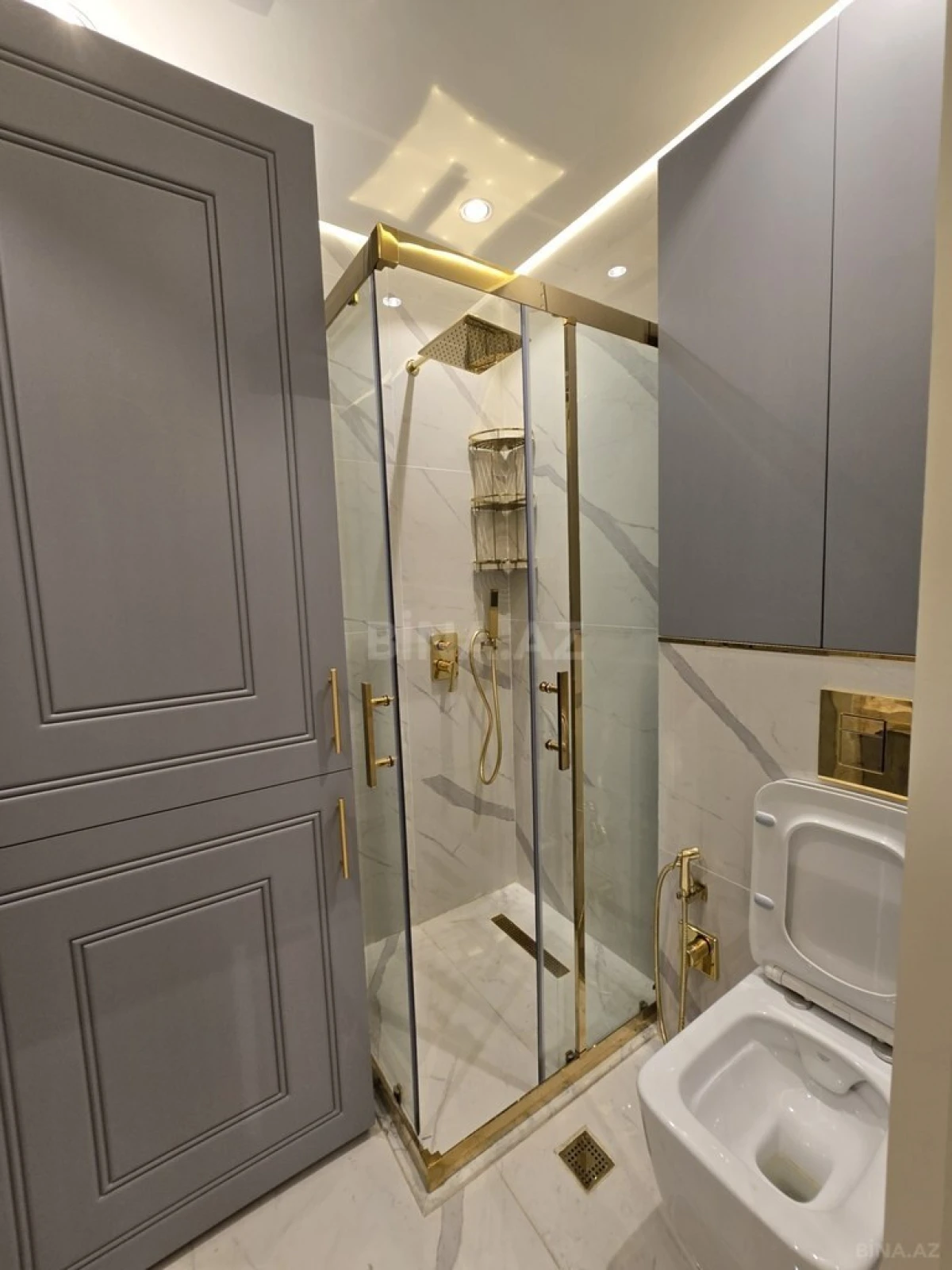 Kirayə verilir 2 otaqlı mənzil 60 m²