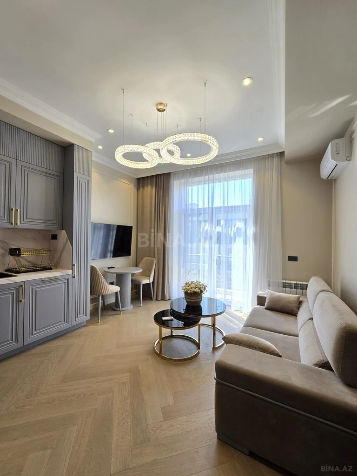 Kirayə verilir 2 otaqlı mənzil 60 m²