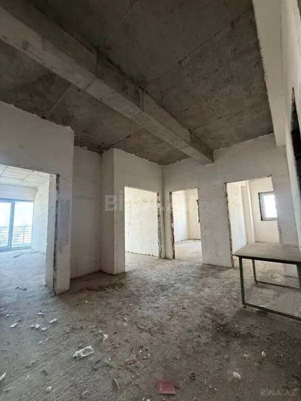 Satılır 3 otaqlı mənzil 163 m²