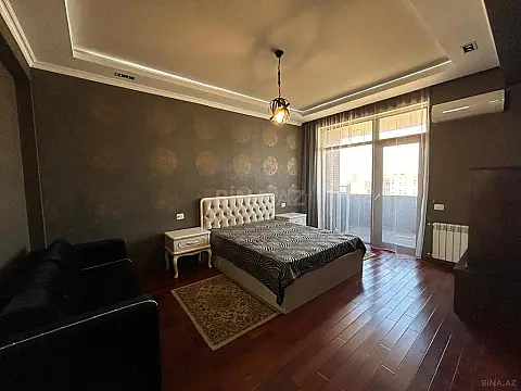 Satılır 2 otaqlı mənzil 81 m²