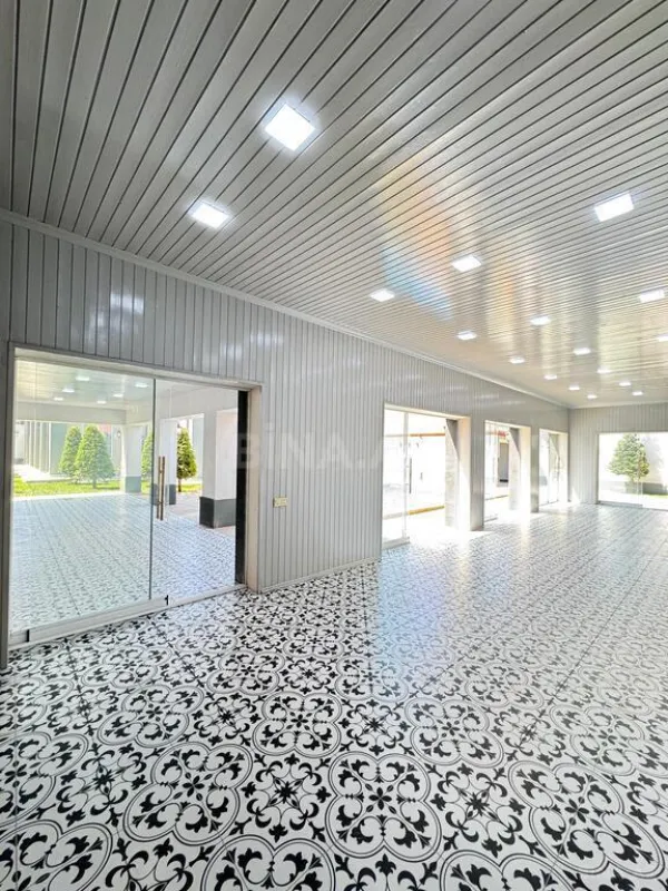 Satılır 5 otaqlı həyət evi 265 m²