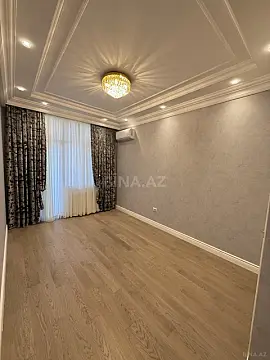 Satılır 4 otaqlı mənzil 205 m²
