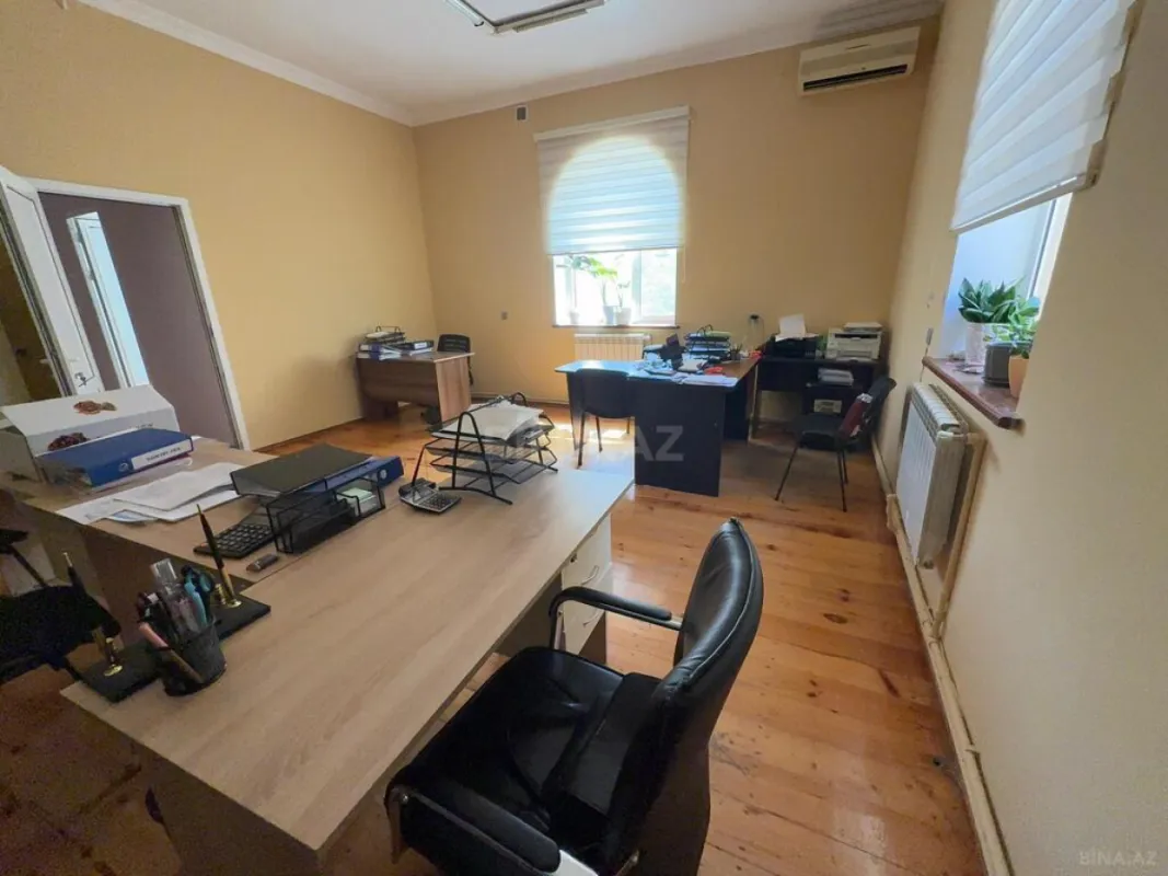 Kirayə verilir 3 otaqlı ofis 65 m²