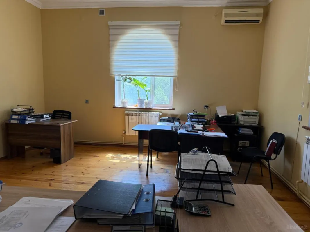 Kirayə verilir 3 otaqlı ofis 65 m²