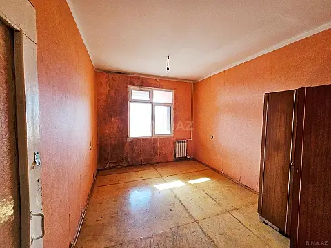 Satılır 5 otaqlı mənzil 120 m²