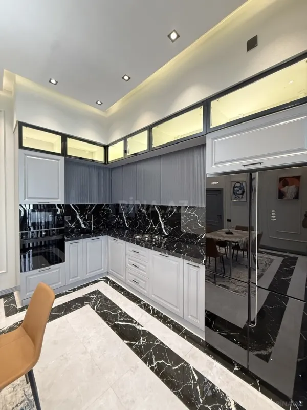 Satılır 4 otaqlı həyət evi 160 m²