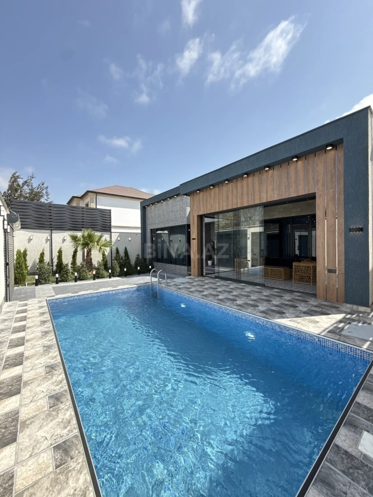 Satılır 4 otaqlı həyət evi 160 m²