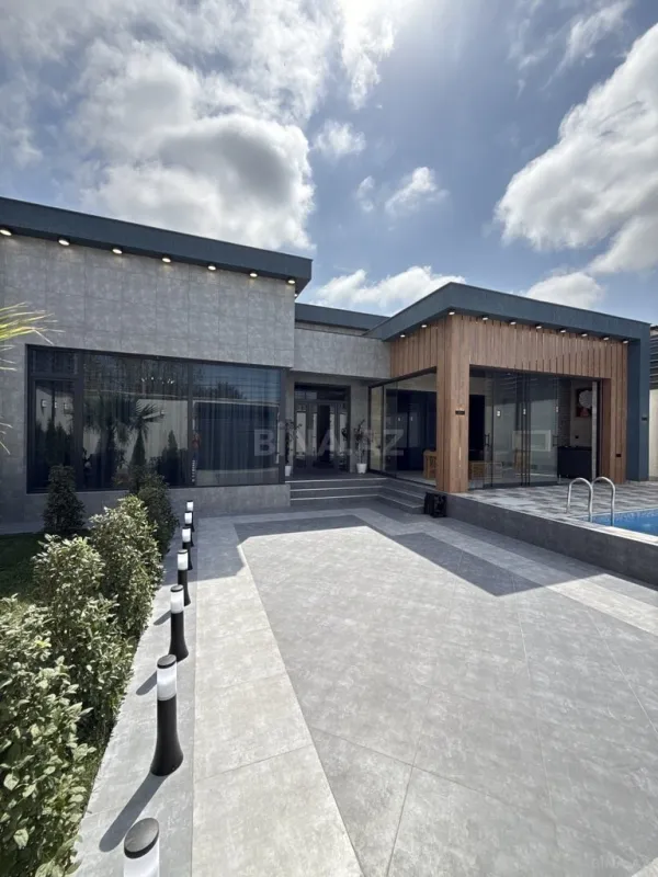 Satılır 4 otaqlı həyət evi 160 m²