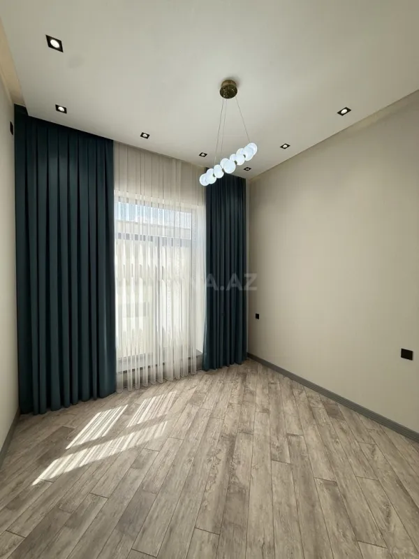 Satılır 4 otaqlı həyət evi 160 m²