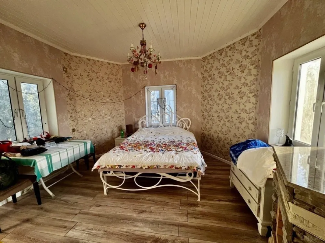 Satılır 4 otaqlı həyət evi 155 m²