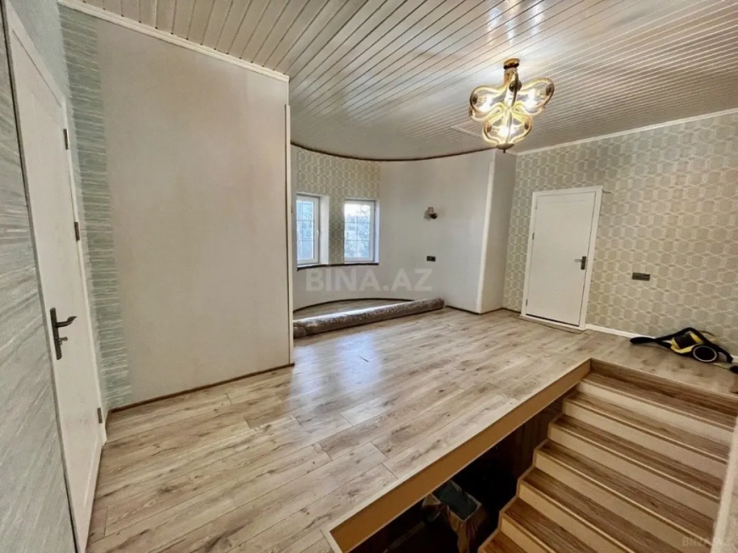 Satılır 4 otaqlı həyət evi 155 m²