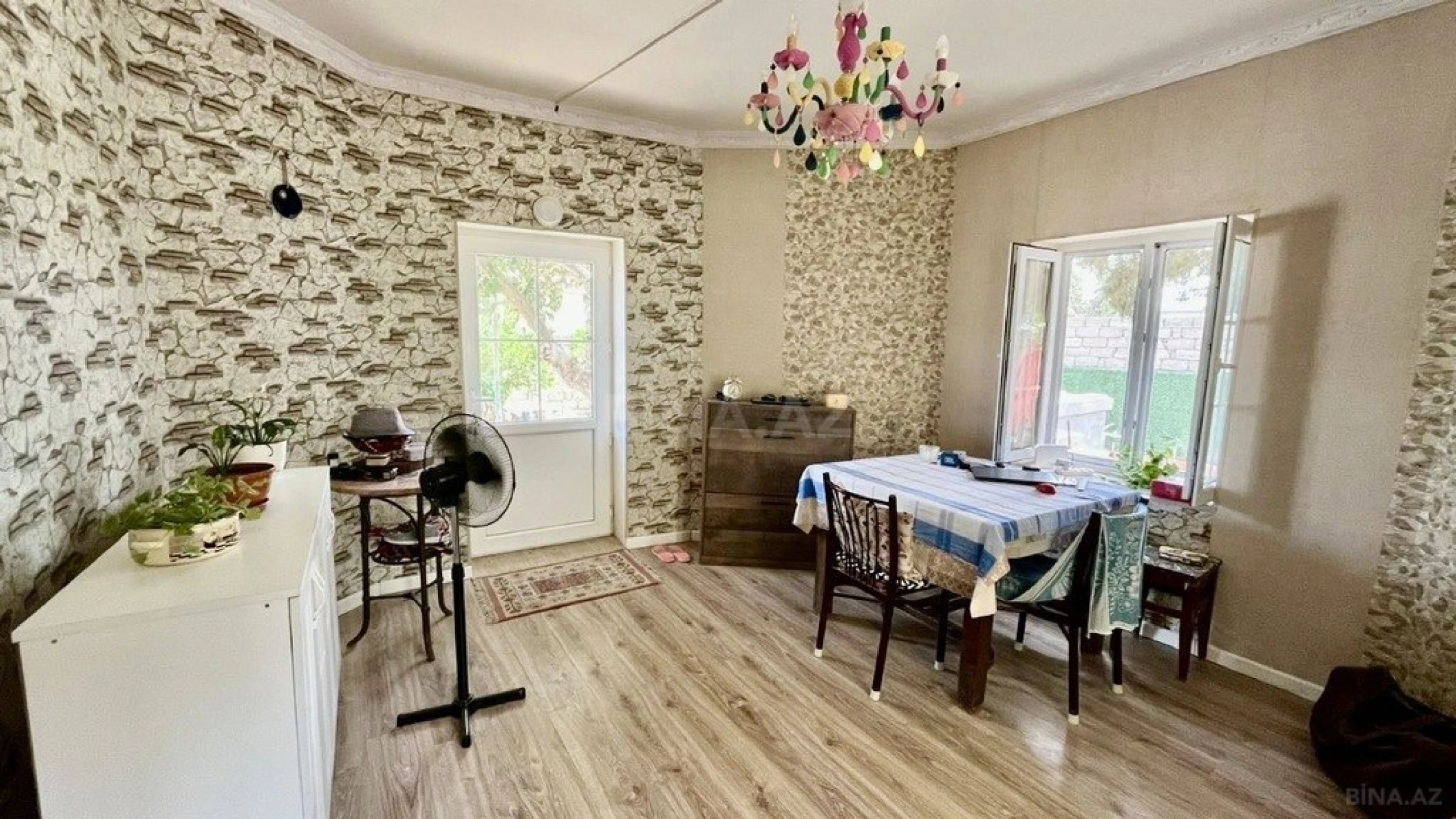Satılır 4 otaqlı həyət evi 155 m²