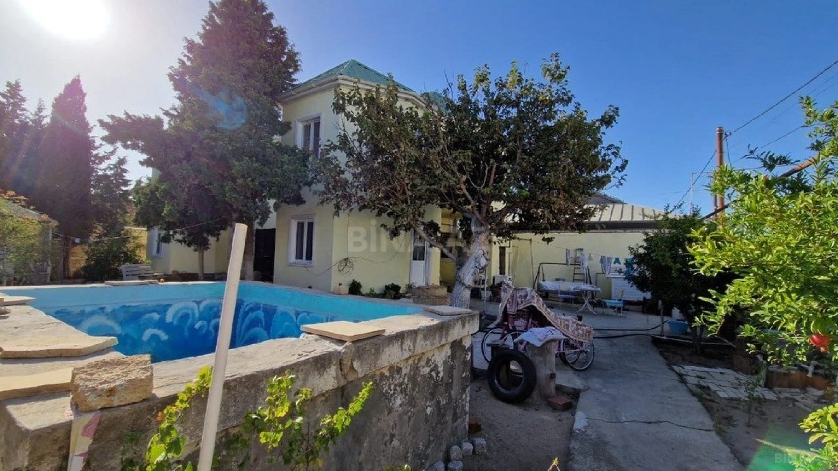 Satılır 4 otaqlı həyət evi 155 m²