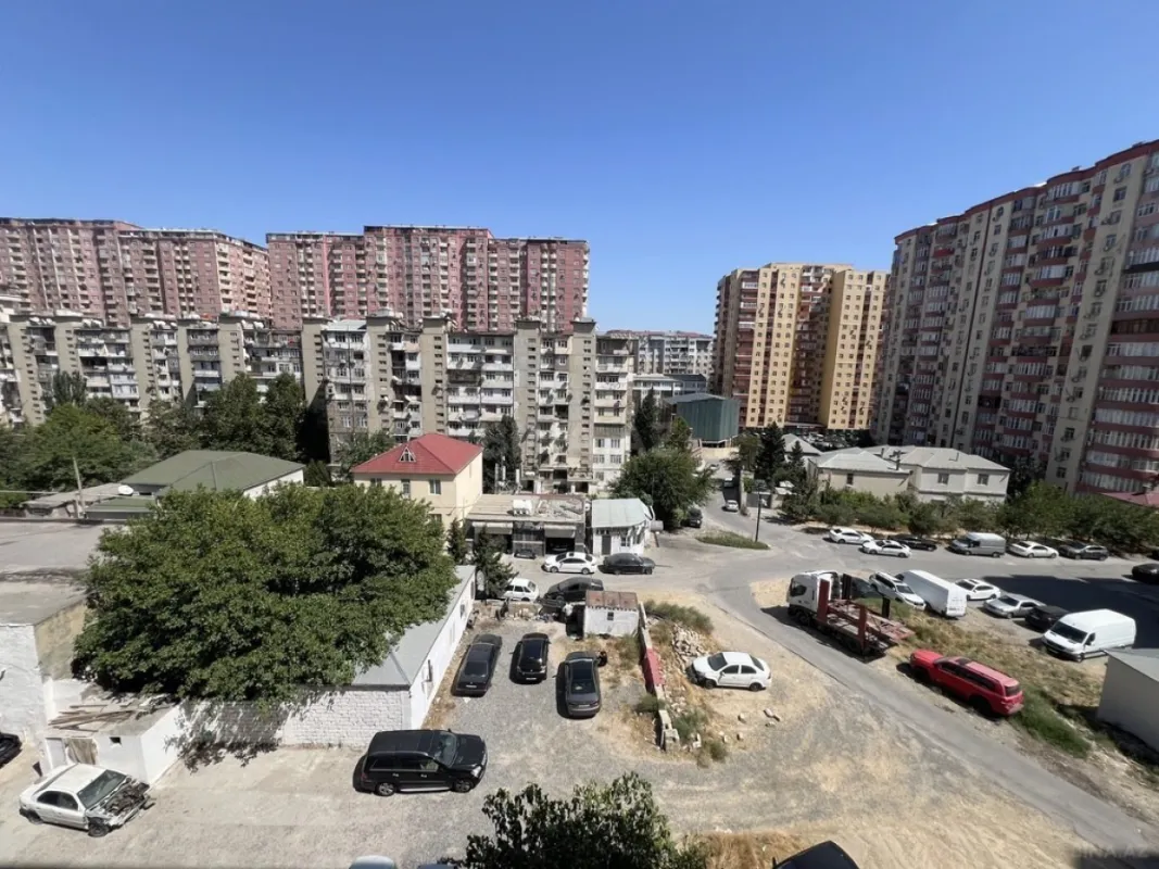 Satılır 3 otaqlı mənzil 110 m²
