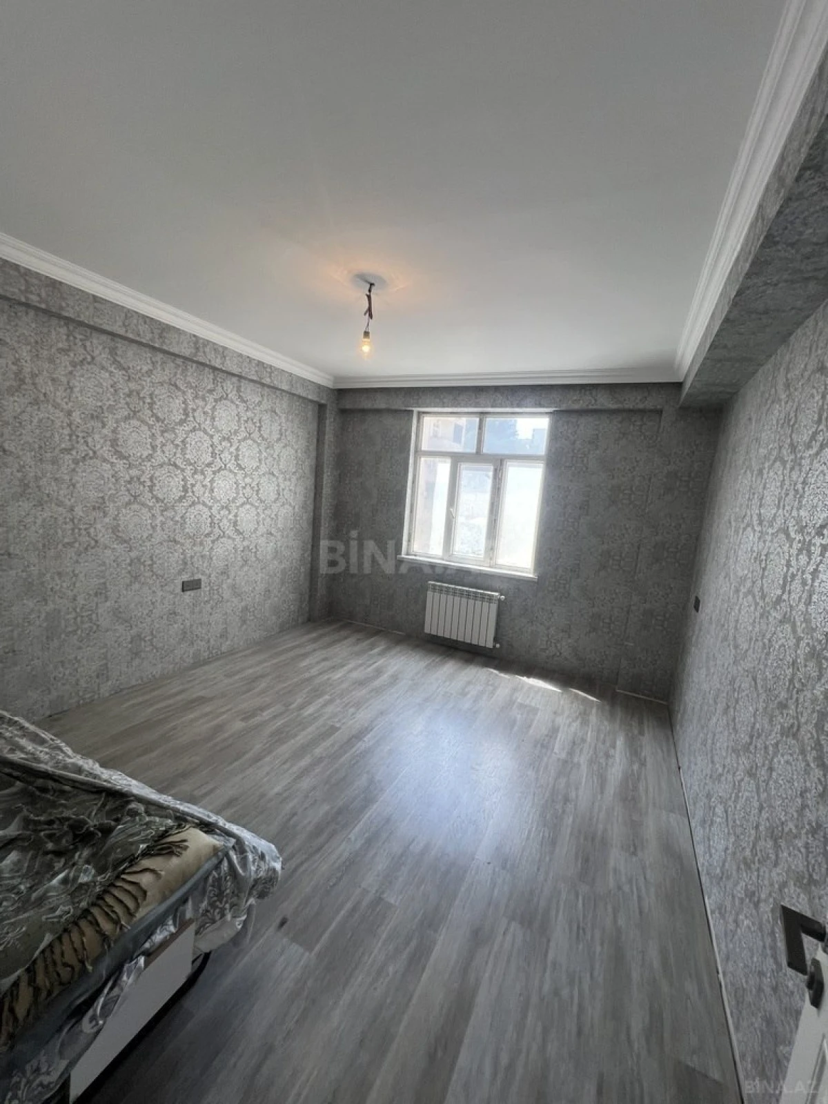 Satılır 3 otaqlı mənzil 110 m²